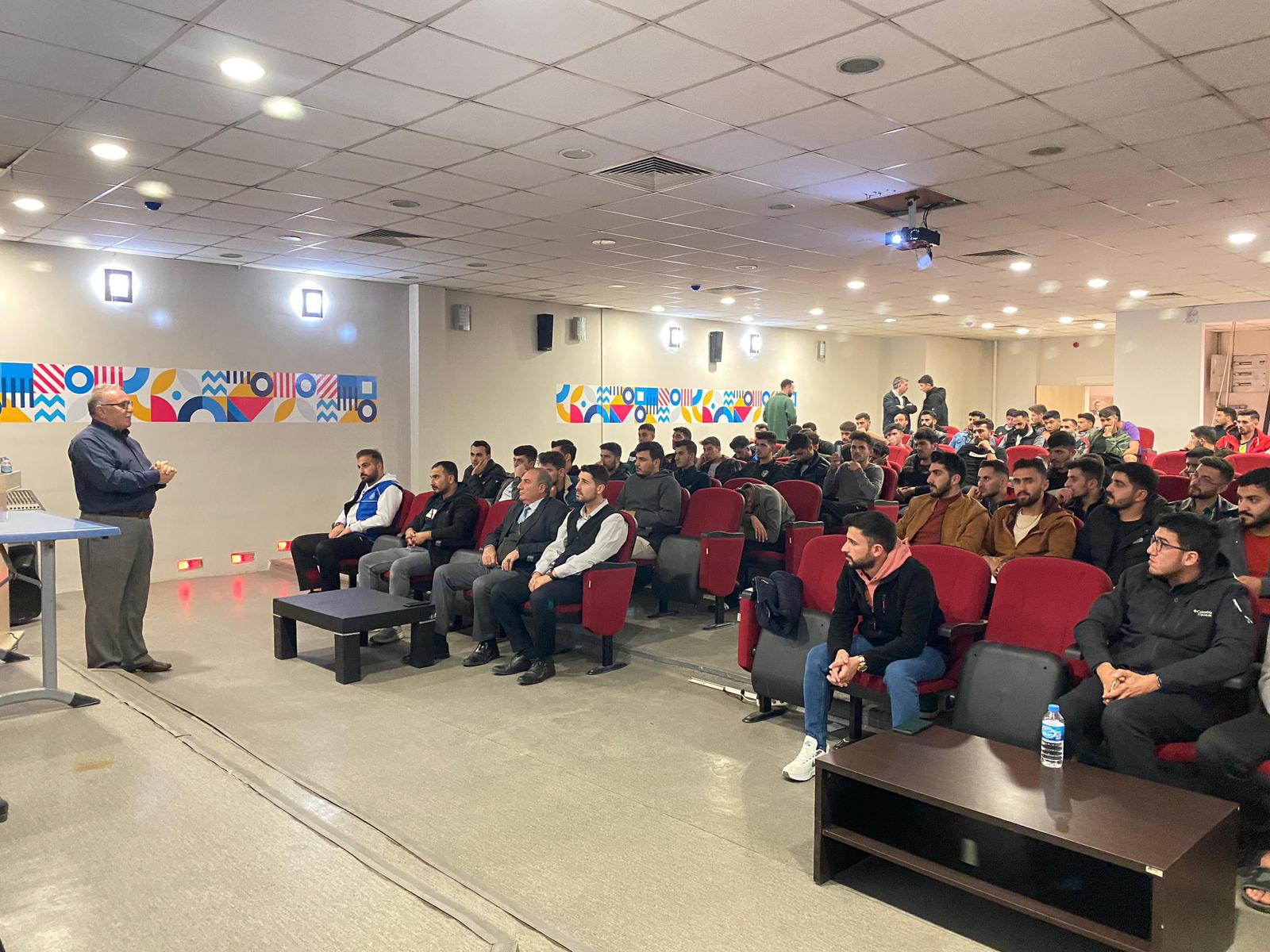 Genel Sekreterimiz, Sayın Ruhi TIĞLI, Iğdır Selman-ı Farisi Erkek Öğrenci Yurdunda Düzenlenen "Kudüs" Programına Katıldı.